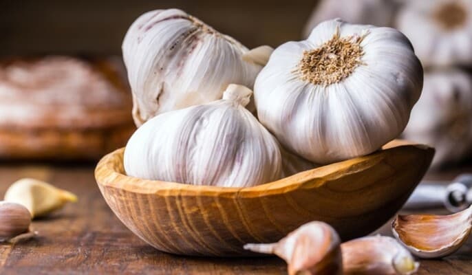 Consuming garlic secretly enhances benefits