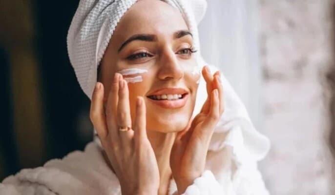 Proper order for serum, cream, and sunscreen