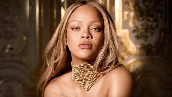Rihanna replies to E. G. Johnson