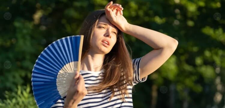 Signs of dehydration despite water intake