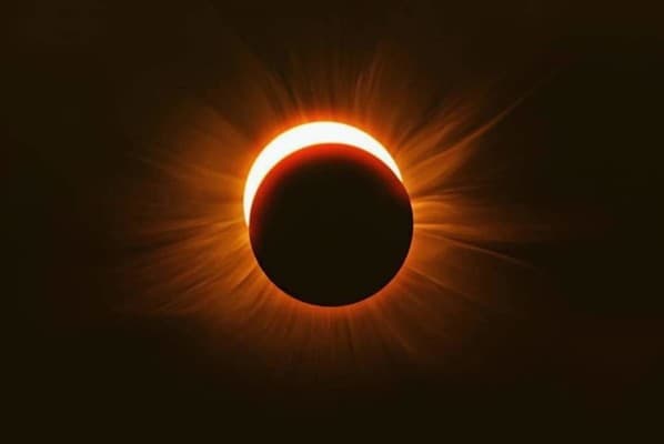 Stunning Solar Eclipse Photo