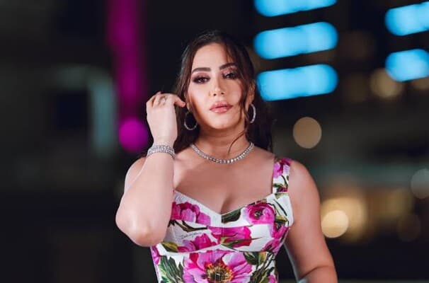 Boussi Announces Acting Return}