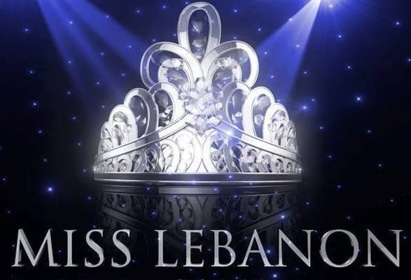 Ex-Miss Lebanon relaxes on island