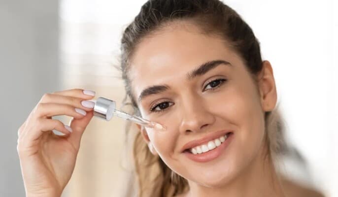 Niacinamide vs vitamin C serums
