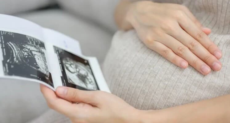 Najla Reveals Third Pregnancy at 52