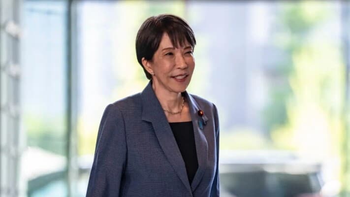 Japanese PM affected by cockroach