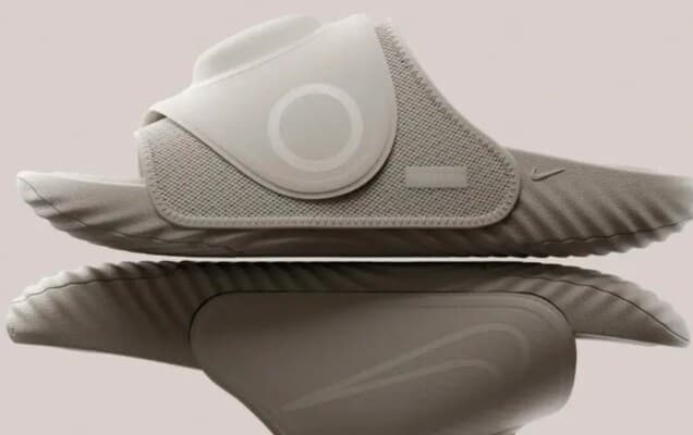 Smart shoe with heating and massage