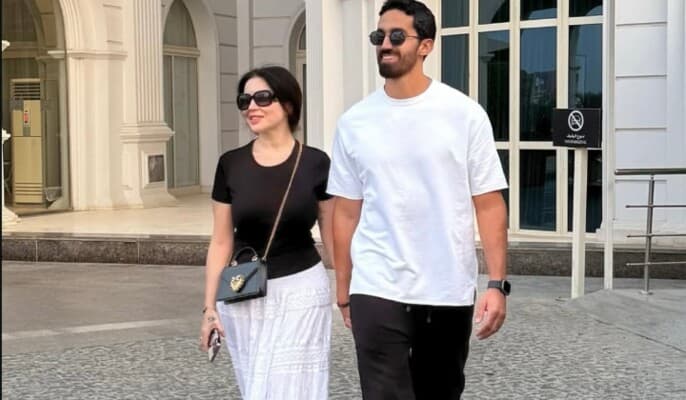 Mai Ezz Eldin and husband on vacation