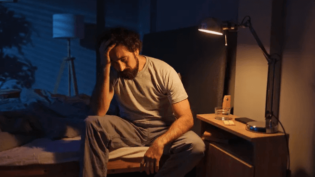 دراسة جديدة تثبت أن موعد نومك أهم من عدد ساعات النوم لحماية قلبك من السكتات والجلطات