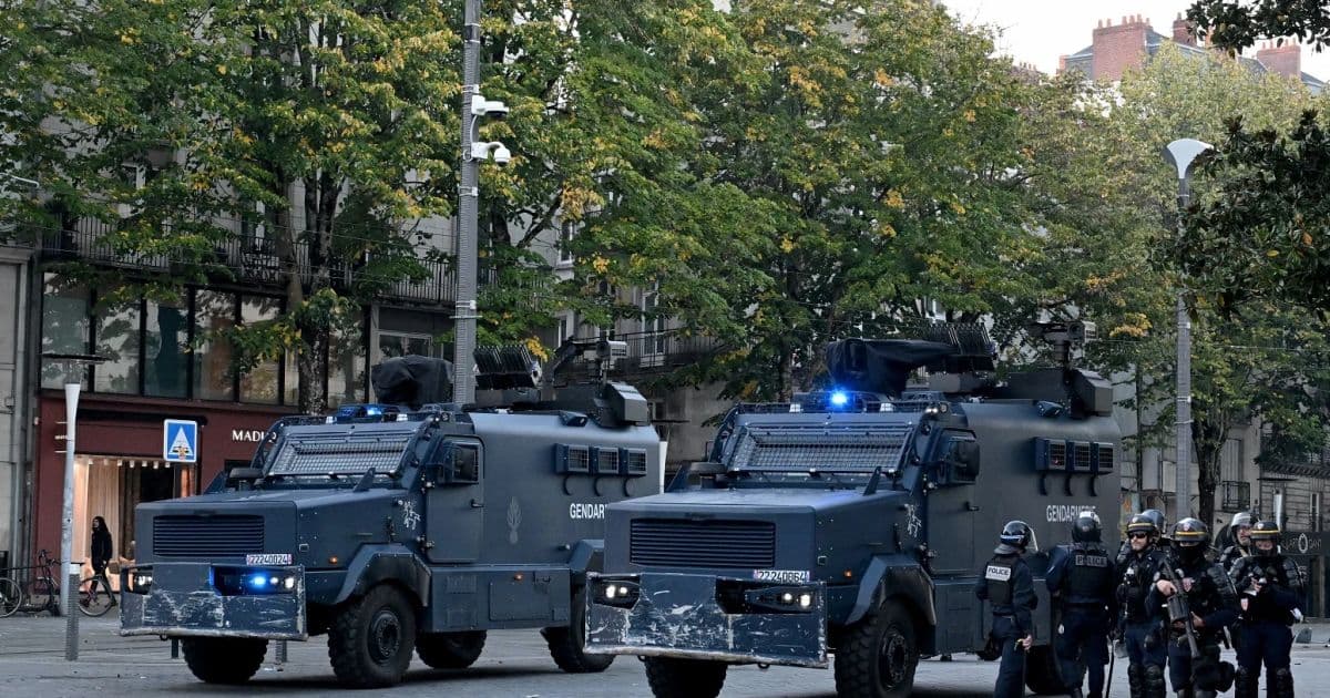 France enforces northern city curfew