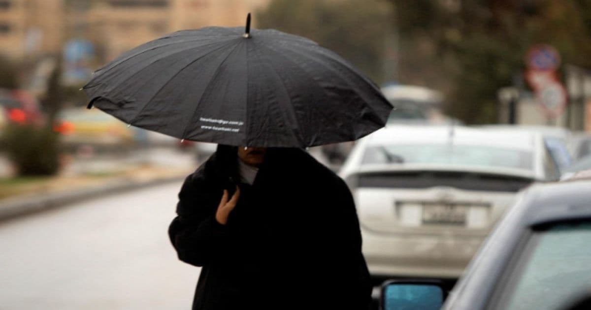 Heavy rain impacts Jordan causing low visibility