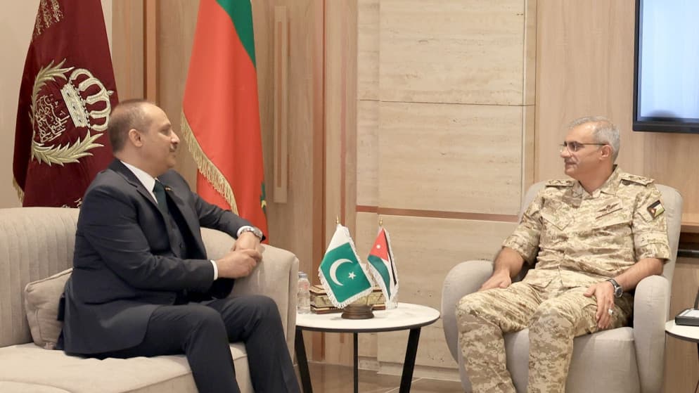 Chief of Staff Discusses Cooperation with Pakistani Ambassador