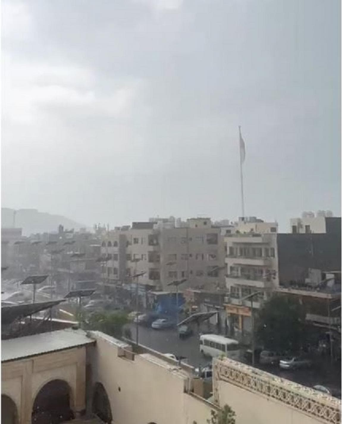 Aqaba faces thunderstorms and flood alert