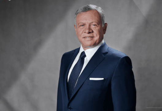 King begins Asia-Pacific tour