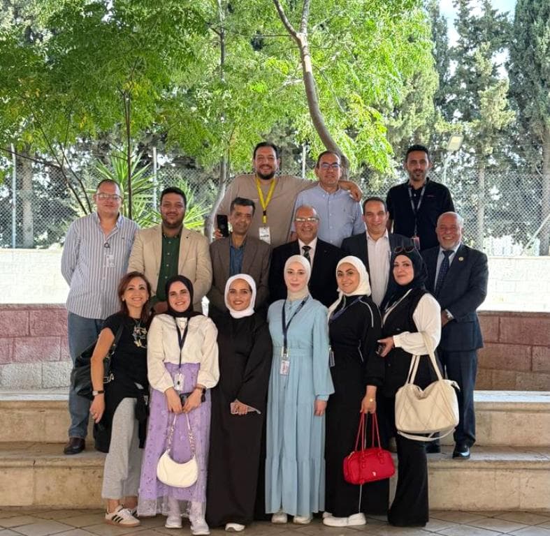 Amman Al-Ahliyya conducts pharmacy exam with 800 graduates