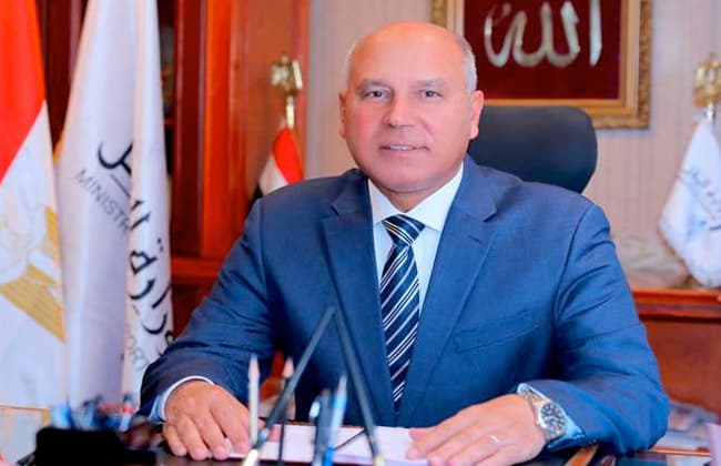 كامل الوزير: مشروعات النقل محور للتنمية