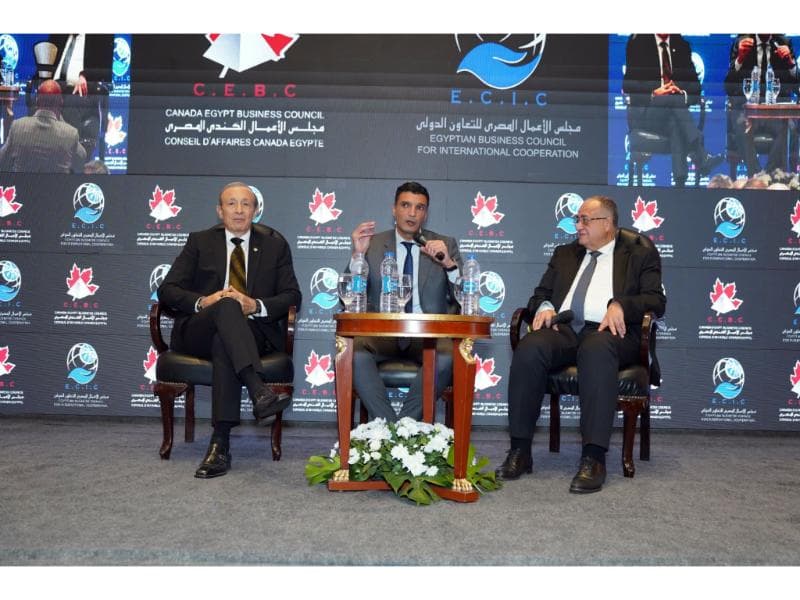 وزير الصناعة يخطط لزيادة الصادرات