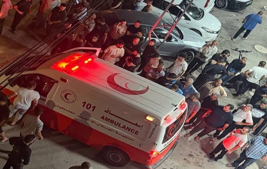 إصابات فلسطينية في اقتحام واعتداءات