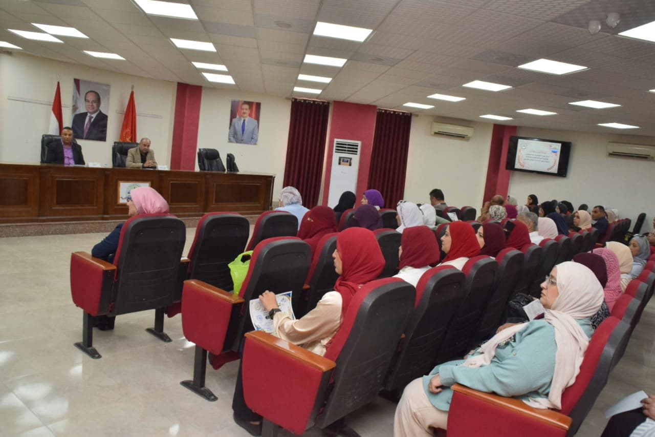 بور سعيد تحتفي بمعلميها المبدعين