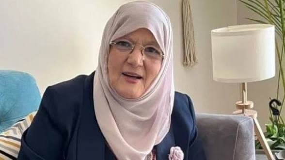 شمس البارودي تنشر صورة نادرة من زواجها من حسن يوسف