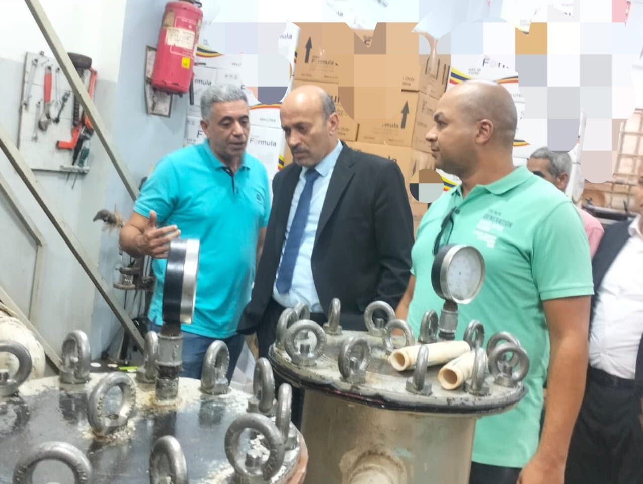 ضبط 10 أطنان زيوت مجهولة في مصنع مخالف