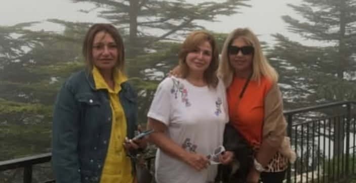 بوسي شلبي تنشر صورًا مع إلهام شاهين وليلى علوي في لبنان