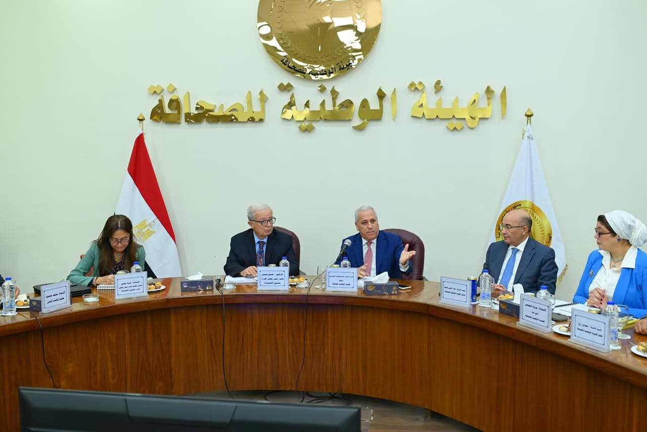 نائب رئيس الوزراء يناقش إعادة هيكلة المؤسسات الصحفية
