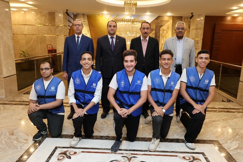 محافظ سوهاج يكرم أبطال المحافظة