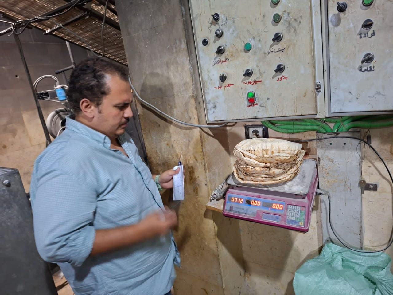 مخالفات بمخابز الغربية خلال حملات تفتيش