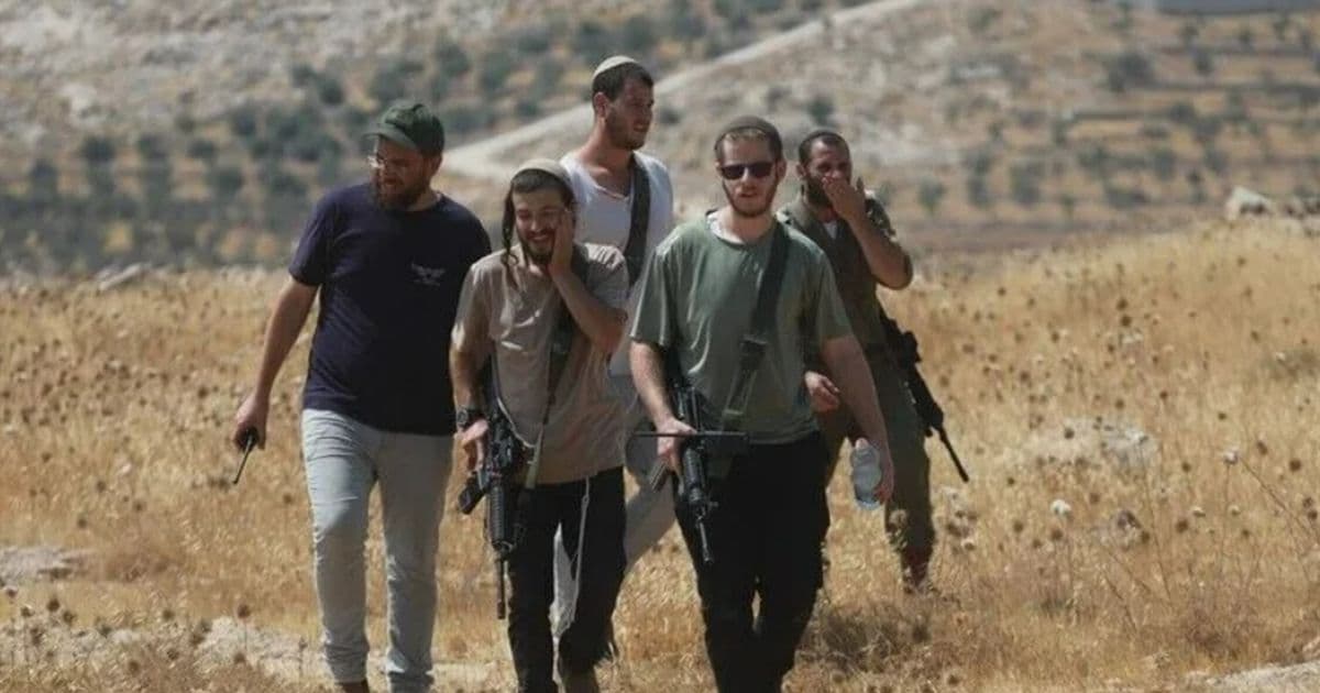 Settlers stage mock trial for Palestinian lawyer
