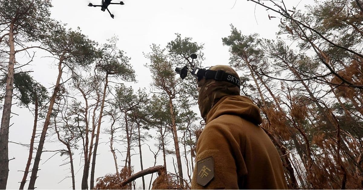 Ukrainian Official: Starlink Restrictions Limit Defense