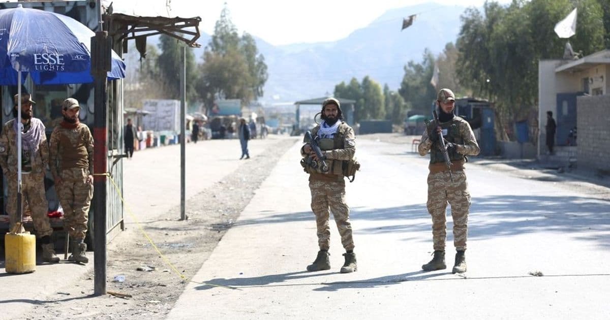 Pakistani Strikes in Afghanistan Prompt Taliban Warning