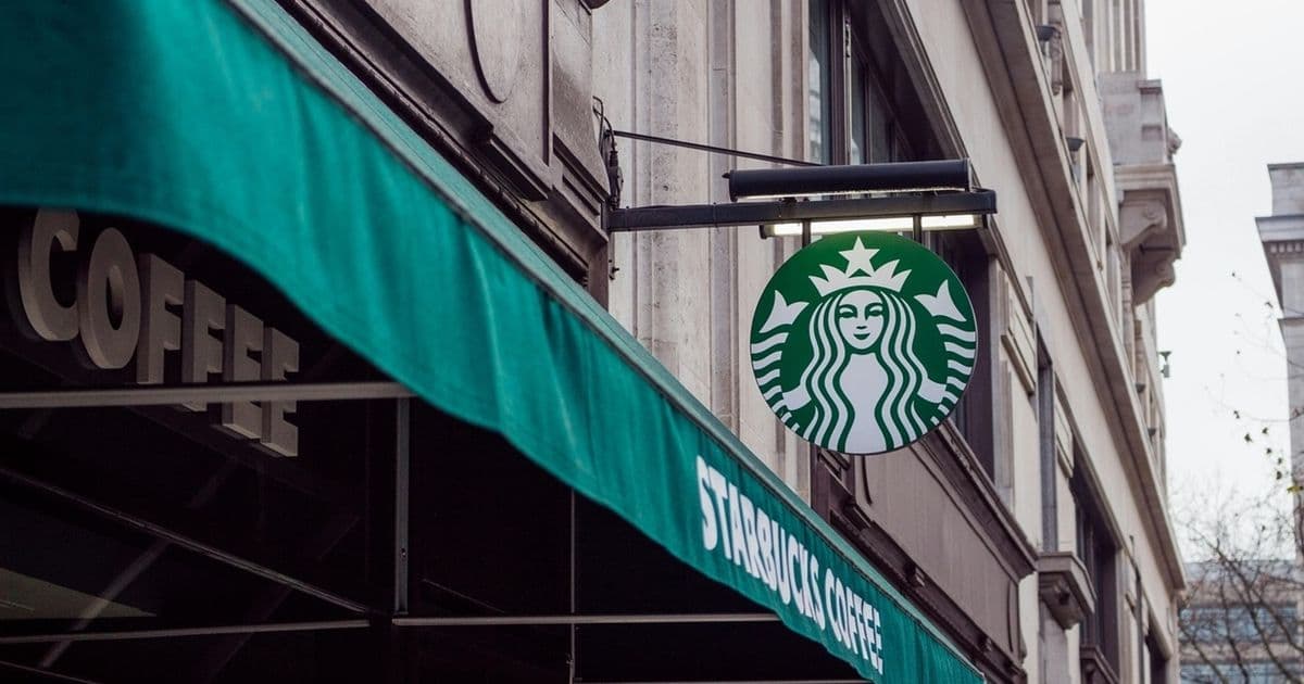 Criticism Over New Starbucks Outlets in Xinjiang