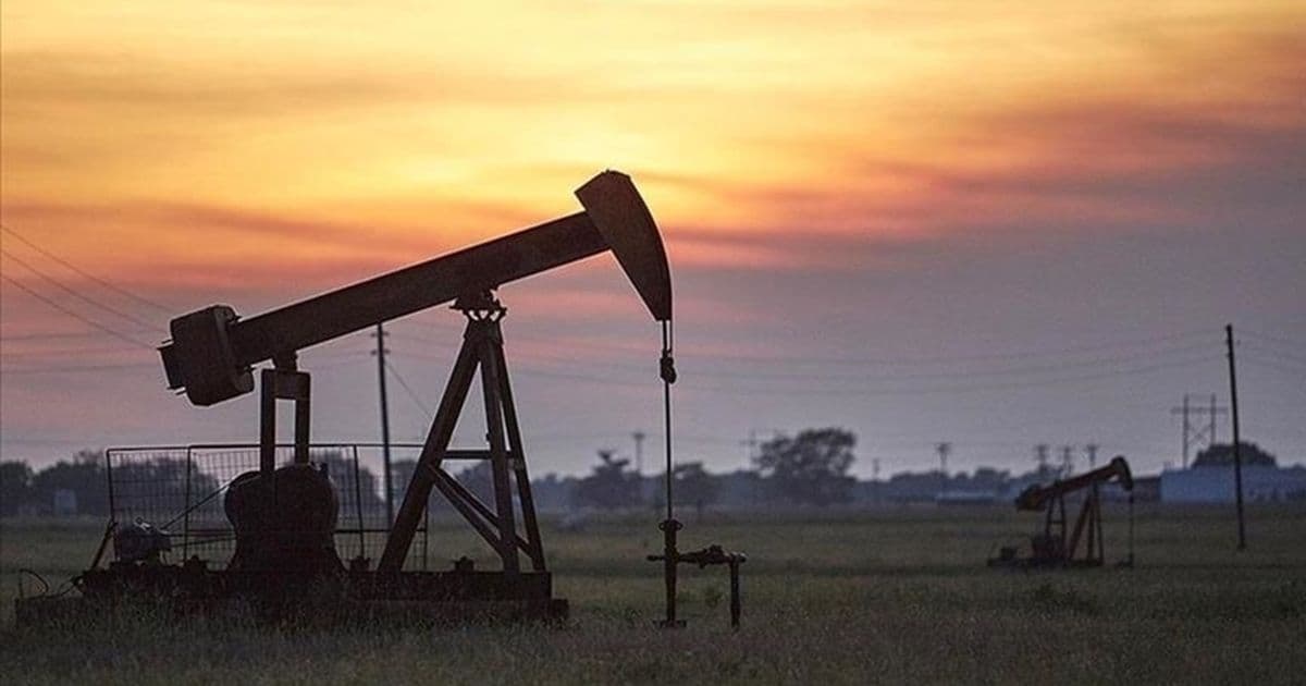 Oil dips as Trump delays Iran strike