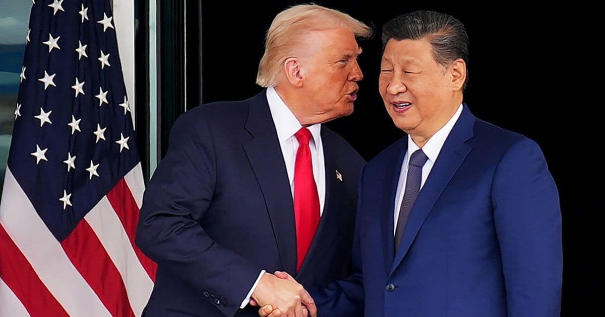 Trump Denies Discussing Arms Sales with Xi