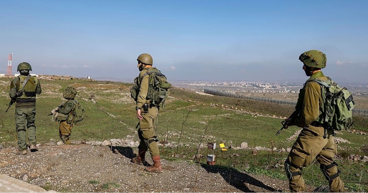 Occupation army moves equipment to Jabal al-Duruz