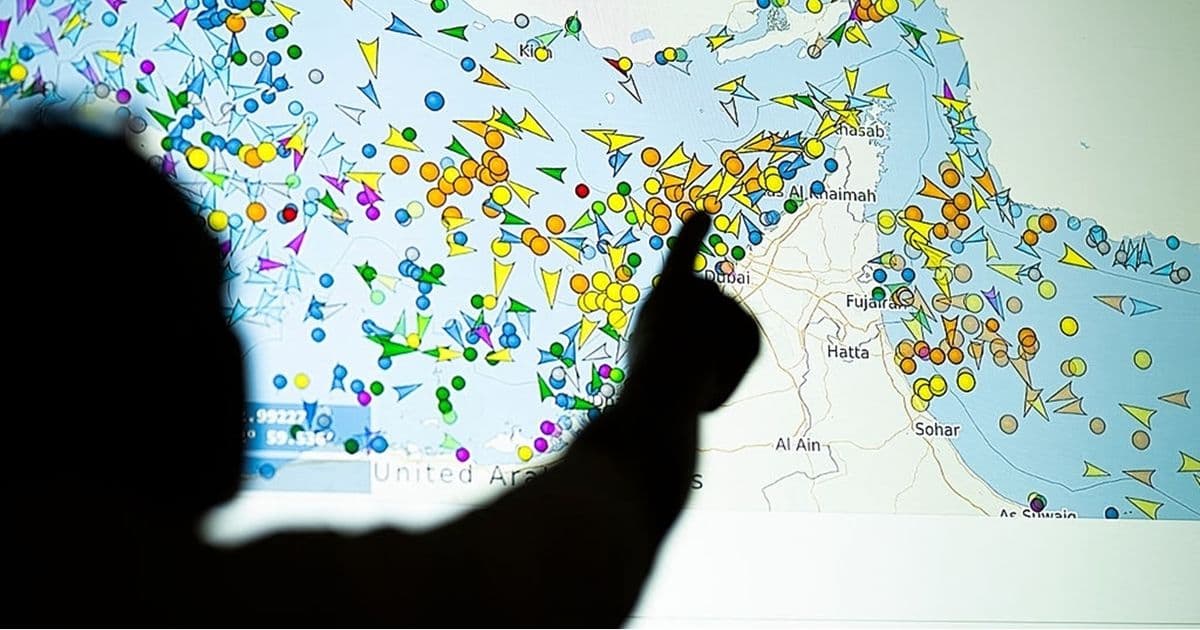 Iran signals Hormuz closure and oil price dip