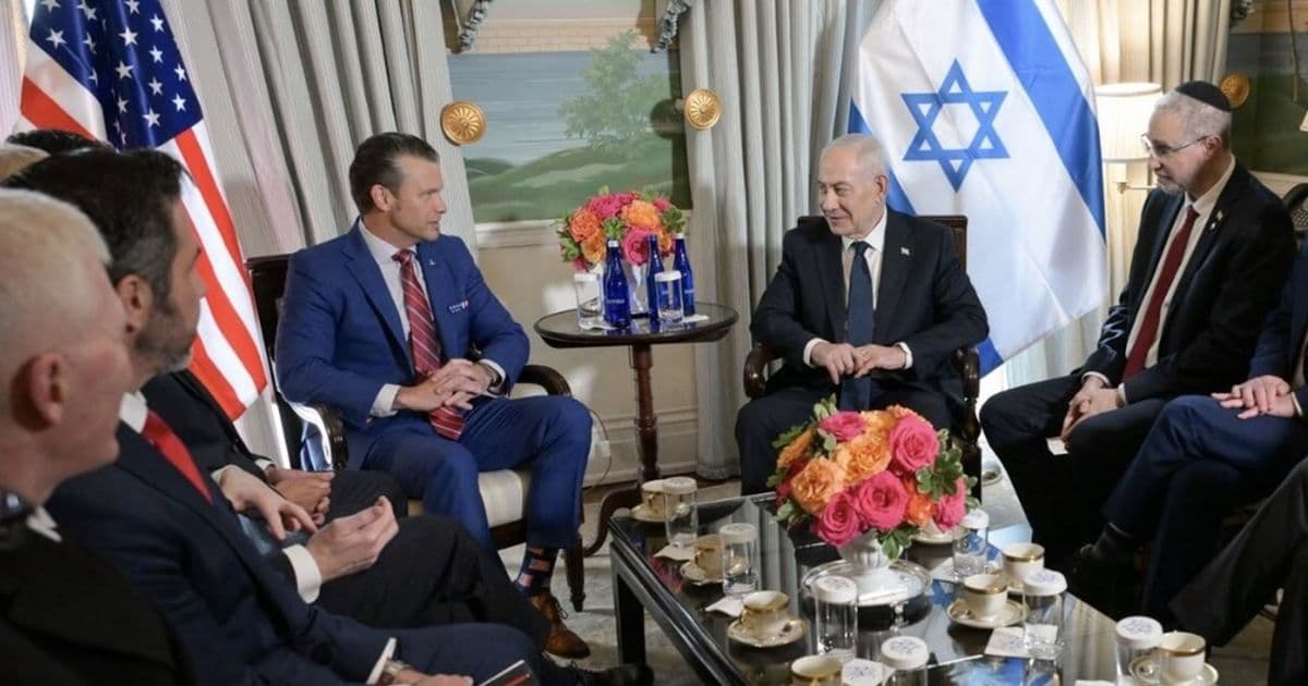 US Defense Secretary visits Israel secretly