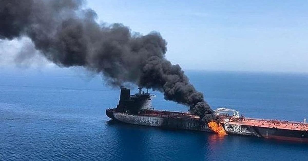 Sailor Dead, 27 Evacuated After Gulf Attack