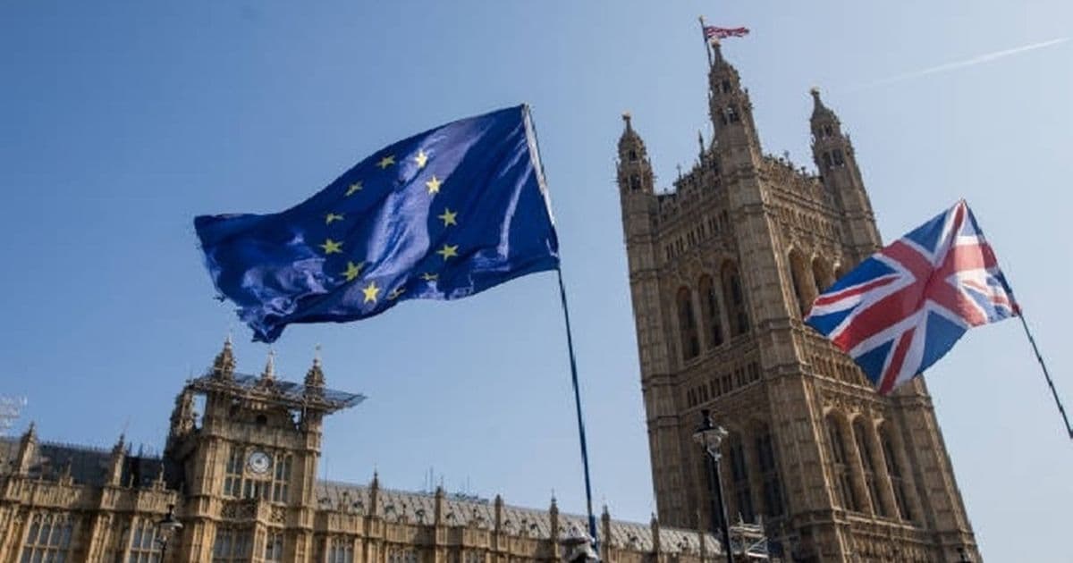 London removes Assad minister from sanctions