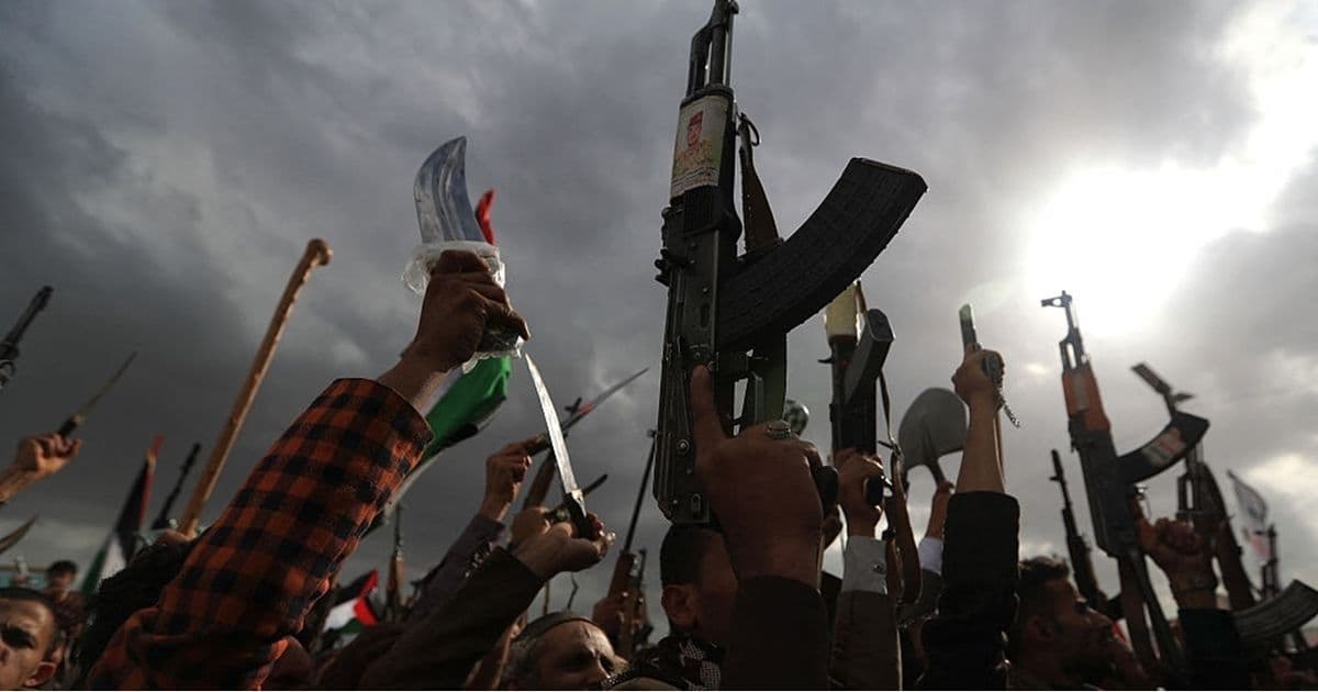 Yemeni army targets in Sana'a and Saada