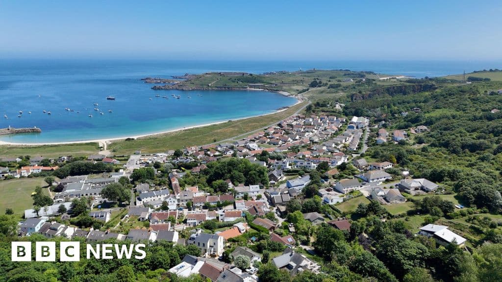 Alderney residences lose TV service