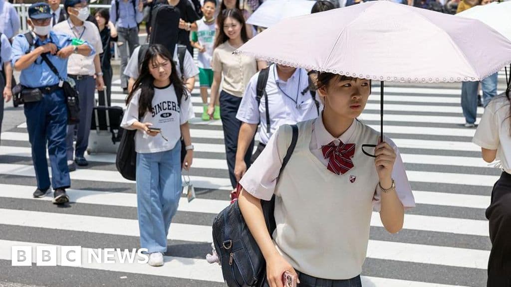 Japan hits first 40C day