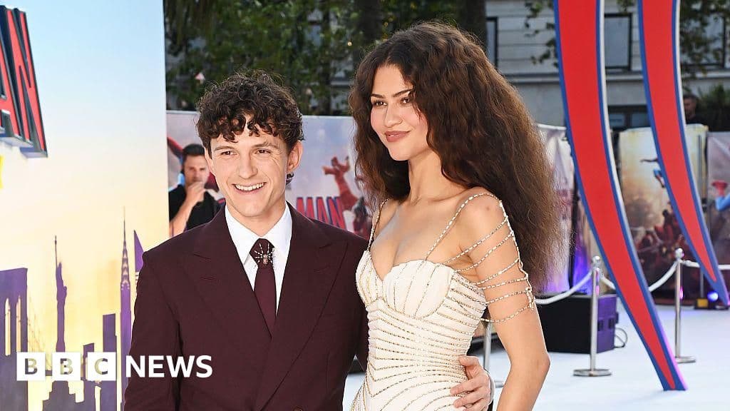 Zendaya on Working with Tom Holland in Spider-Man