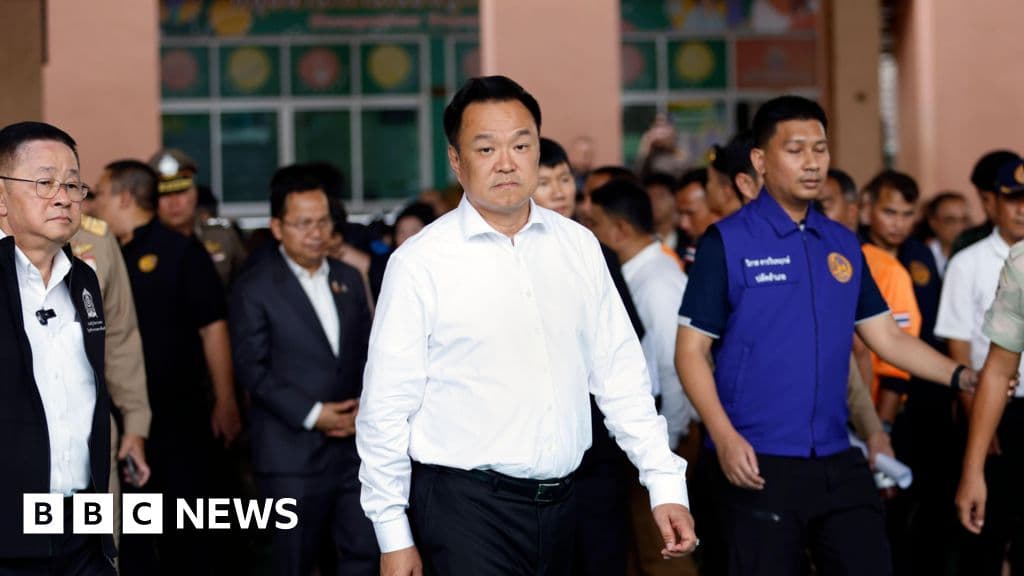 Thai PM commits to tighter gun laws