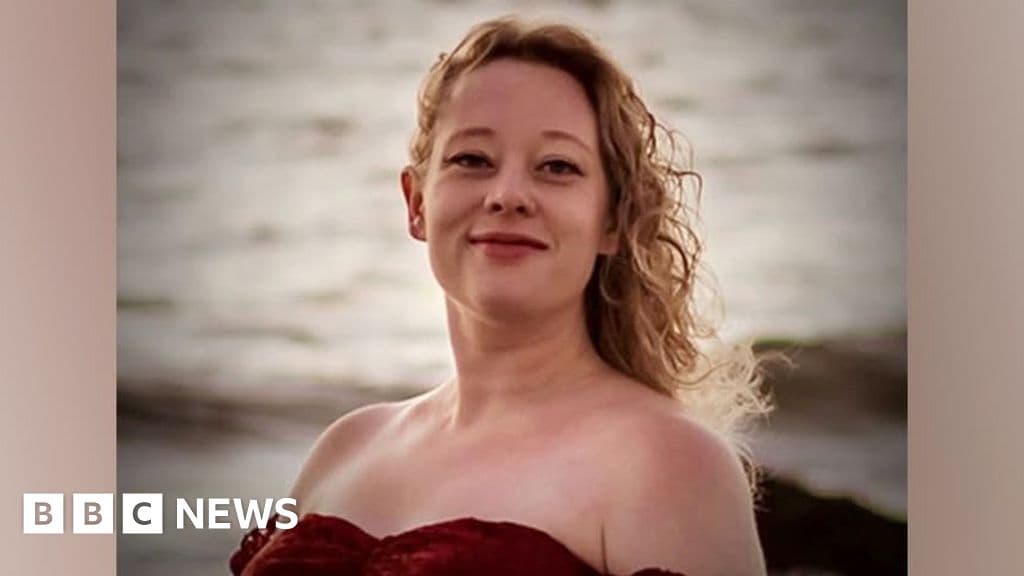 Family of US woman killed by ICE sues Trump officials
