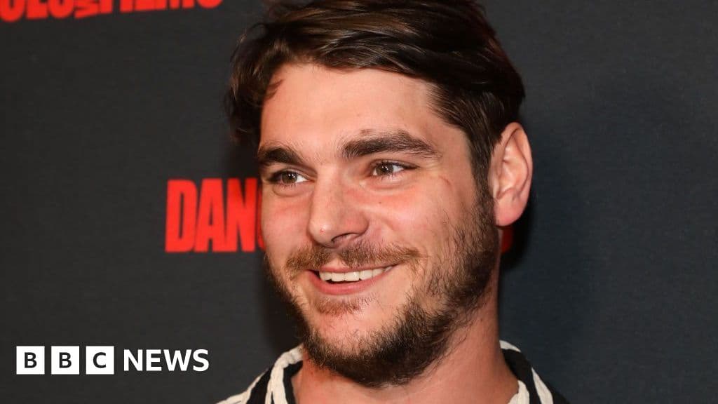 Breaking Bad Actor R J Mitte Dies at 34