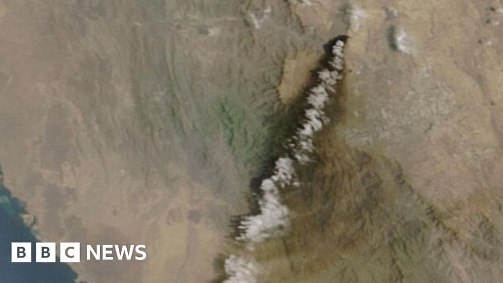 Saudi Arabia commits to response after Houthi attacks