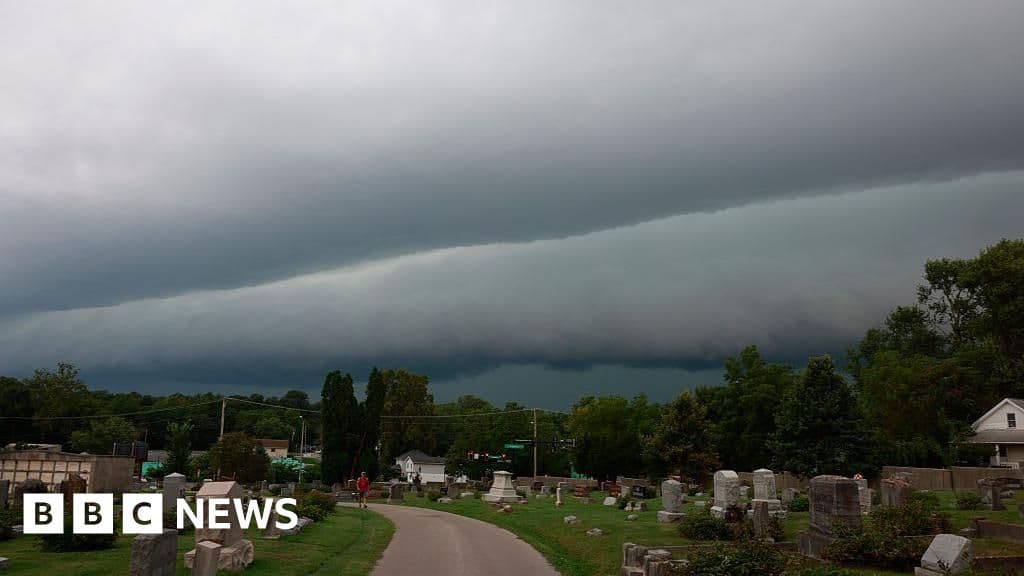 Ohio prison hits by lightning injures 16 inmates