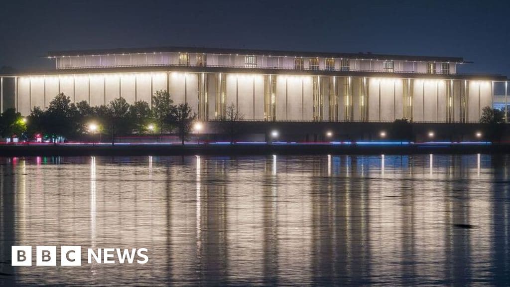 Judge denies Trump's name on Kennedy Center